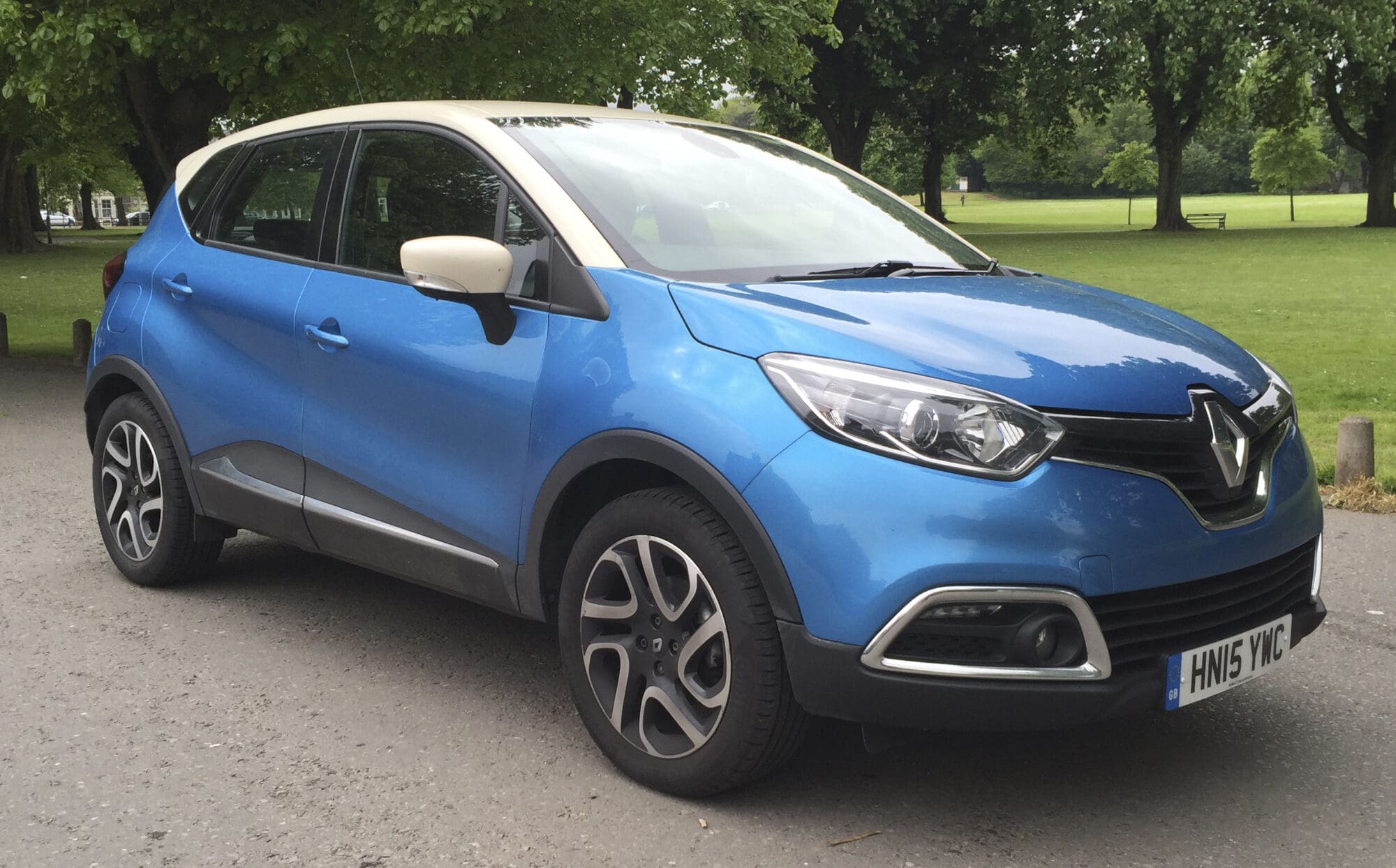 2016 Renault Captur Dynamique Review